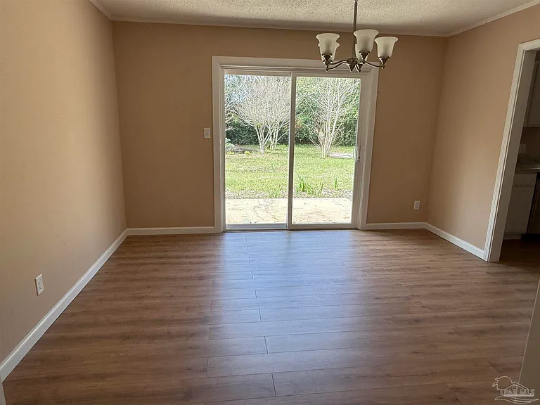 7845 Le Jeune Dr — Photo 12