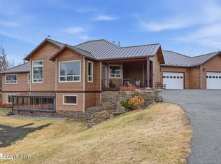 18221 E Saint Anthony Cir, Palmer, AK 99645