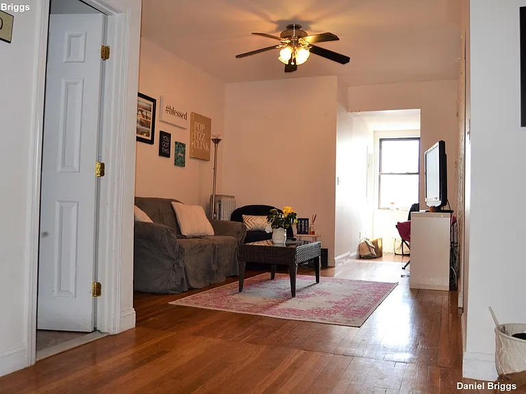 37 Egremont Rd #2 — Photo 3