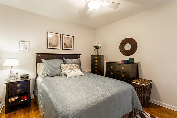 Rented by Bond New York | media 5