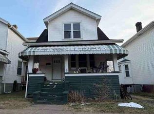 24 8th St, McMechen, WV 26040