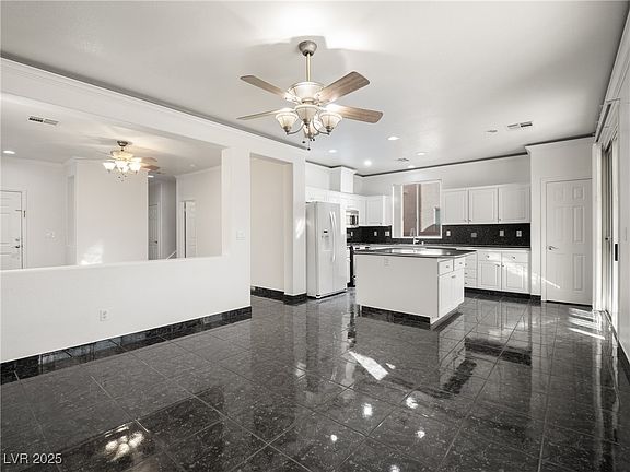 5th image of 9523 Cherrydale Ct