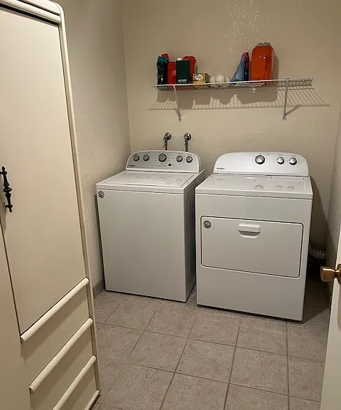 In unit newer washer & dryer