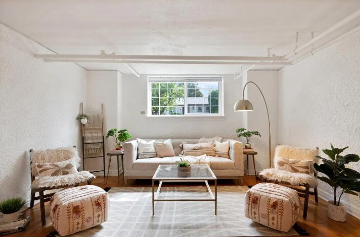 1 bed, 900 sqft, $1,699 — Photo 2