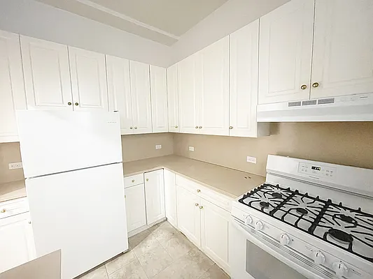 Rented by Rachel Realty | media 21