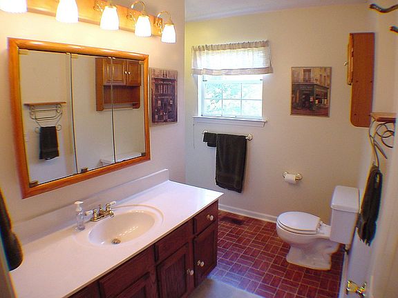 Owner's Suite Bath