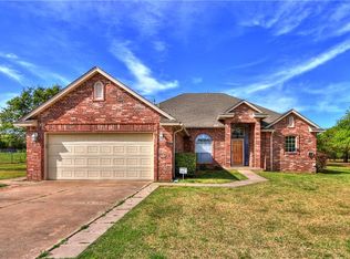 3974 Whisper Oak Dr, Edmond, OK 73034