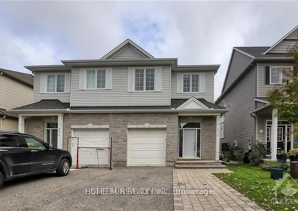 206 Broxburn Cres