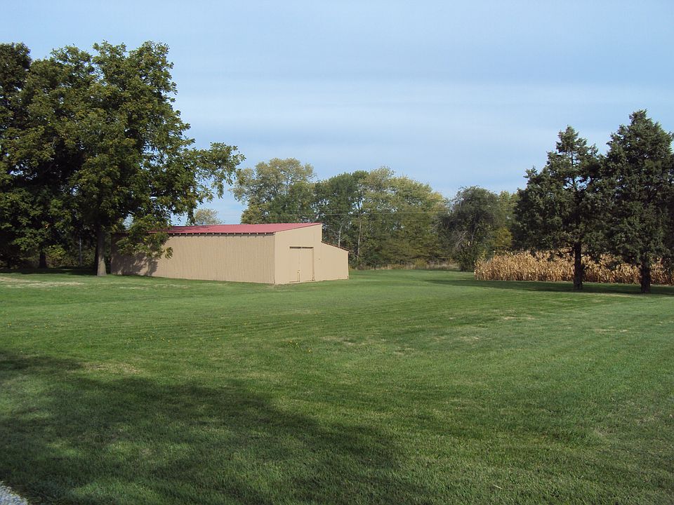 2nd image of 538 E 100n Rd #A