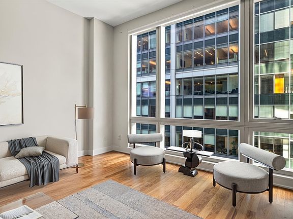 5th image of 500 Atlantic Ave Unit 14S