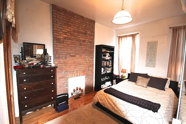 Rented by Landmark Realty & Management | media 28