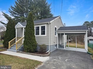 332 Florence Blvd, Williamstown, NJ 08094