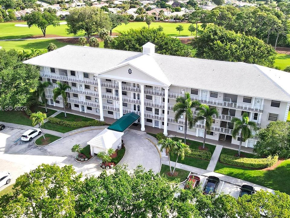 1st image of 6073 Balboa Circle #204