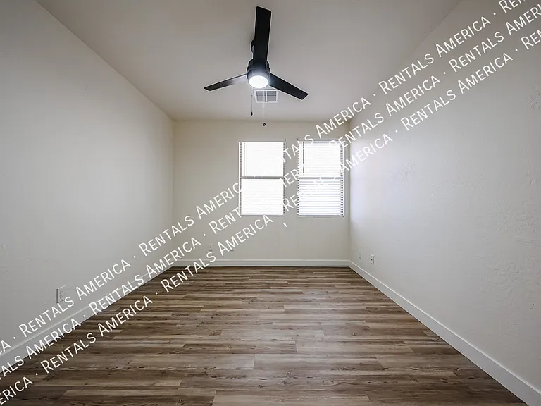 46137 W Belle Ave — Photo 10