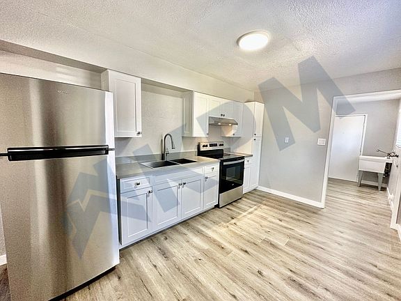 5th image of 316 S Gertrude Ave APT 2