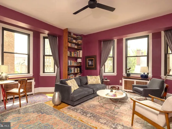 250 S 13th St APT 3E, Philadelphia, PA 19107