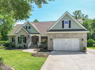 130 Wild Berry Ln, Hampstead, NC 28443
