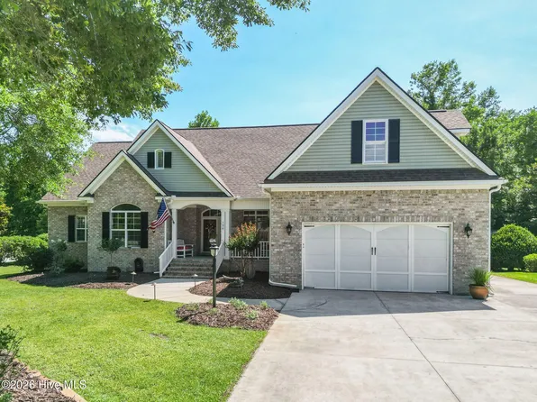 130 Wild Berry Lane, Hampstead, NC 28443