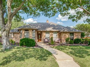 1418 O'Shannon Ln, Garland, TX 75044
