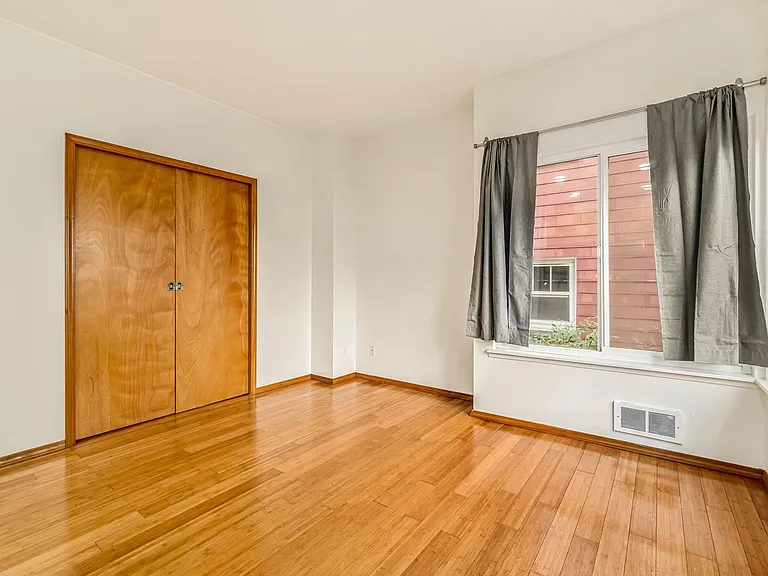 1828 11th Ave #103 — Photo 10