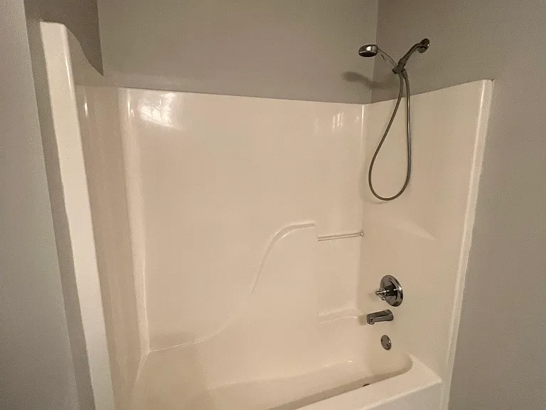 1900 Carrollwood Dr #3 — Photo 54