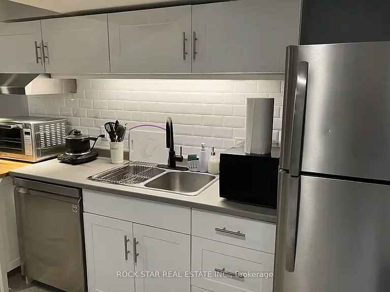 102 Kribs St #LOWER — Photo 7
