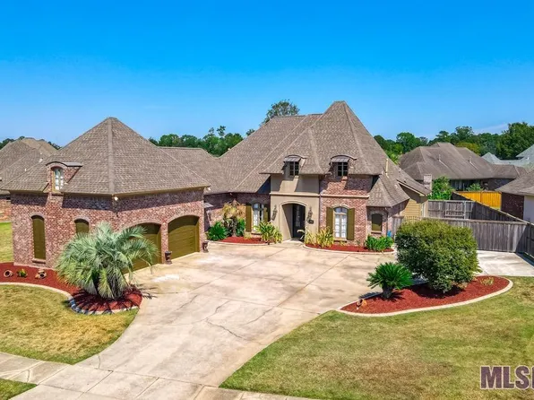 18521 Lake Stream Dr, Greenwell Springs, LA 70739