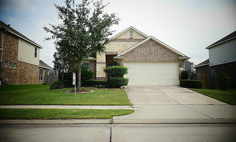 1st image of 8923 Silent Hills Ln