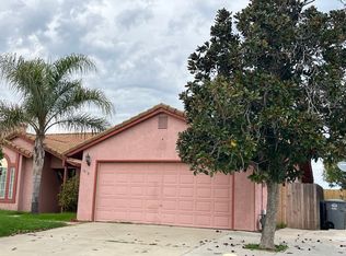 1036 Walnutwood Ct, Los Banos, CA 93635