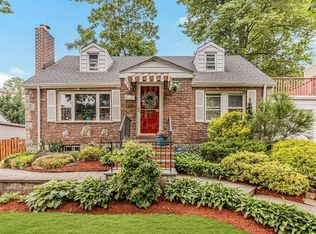 76 Raybrook Rd, Yonkers, NY 10704