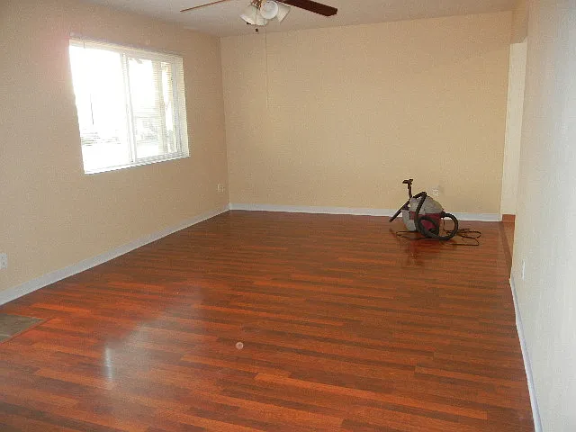 1234 E Sahuaro Dr — Photo 3