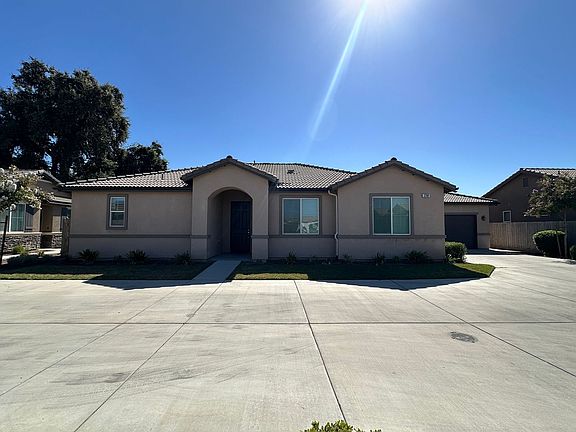 2nd image of 3208 N Rova Ct