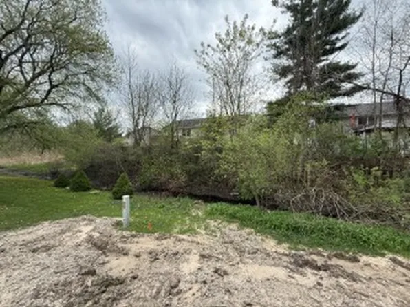 2620 Maple Creek Ln SW #57, Byron Center, MI 49315