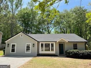 878 Forest Path, Stone Mountain, GA 30088