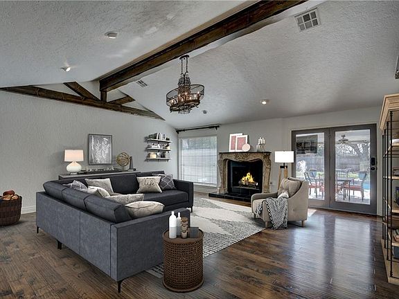 4th image of 14821 Glenmark Dr