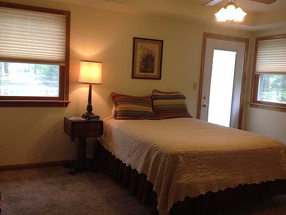 5th image of 1825 Julie Anne Ln