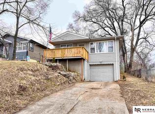 4236 Himebaugh Ave, Omaha, NE 68111