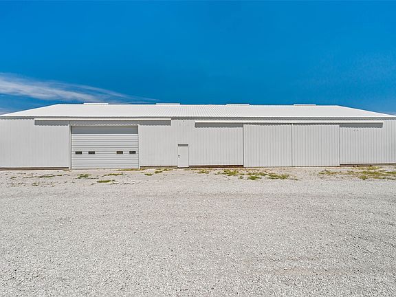 5th image of 2383 290th St