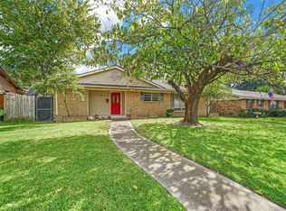10328 Castlerock Dr, Dallas, TX 75217