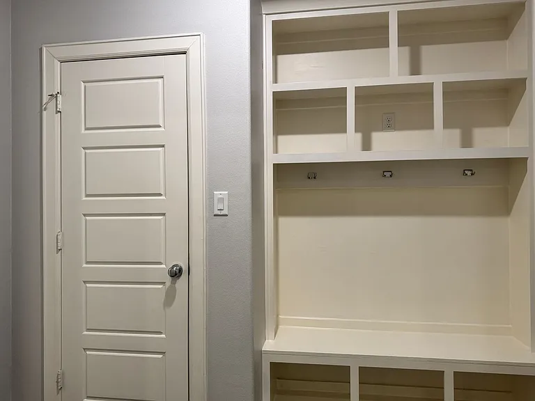 7315 Rolling Acres Pl — Photo 22