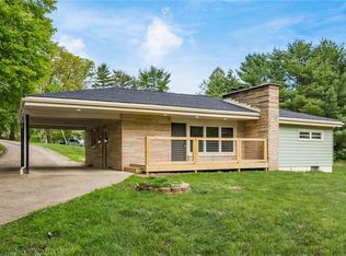 1899 Military Rd, Zanesville, OH 43701