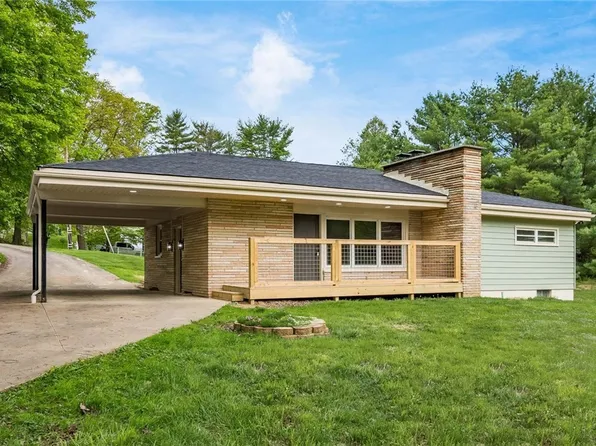 1899 Military Rd, Zanesville, OH 43701