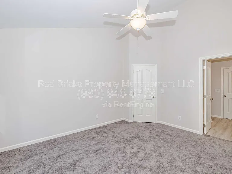 4709 Morning Dew Ct — Photo 23