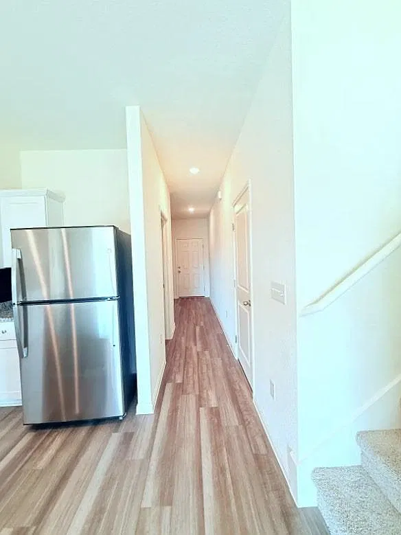 4 bed, 2.5 bath, 2338 sqft, $2,750 — Photo 4