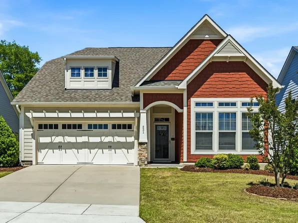 821 Traditions Ridge Dr, Wake Forest, NC 27587