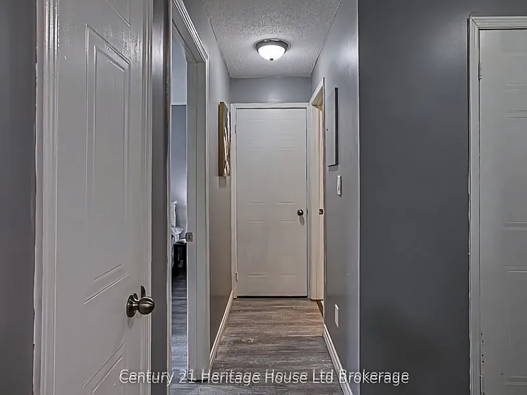 64 Hiawatha Rd #13 — Photo 4