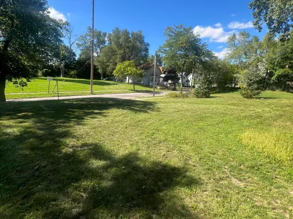 1205 Williams St, Jackson, MI 49203
