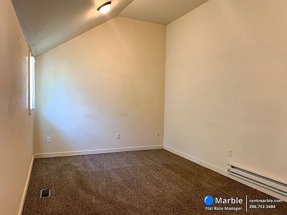 4th image of 640 N Berwick Ave