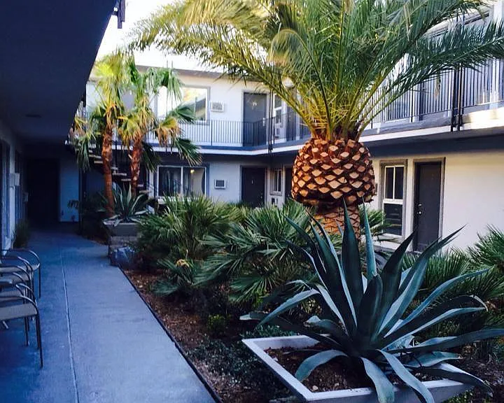 1520 S Casino Center Blvd #27 — Photo 2
