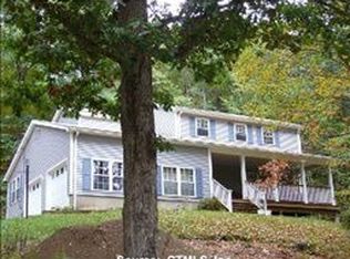 18 Ladd Rd, Ellington, CT 06029